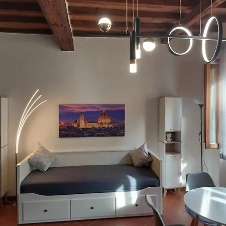Old Bridge, By Short Holidays Apartment Florence